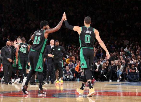 塔图姆末节爆发凯尔特人加时险胜雄鹿豪取五连胜  塔图姆末节爆发凯尔特人加时险胜雄鹿豪取五连胜